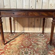Bureau époque Napoléon III en noyer à restaurer