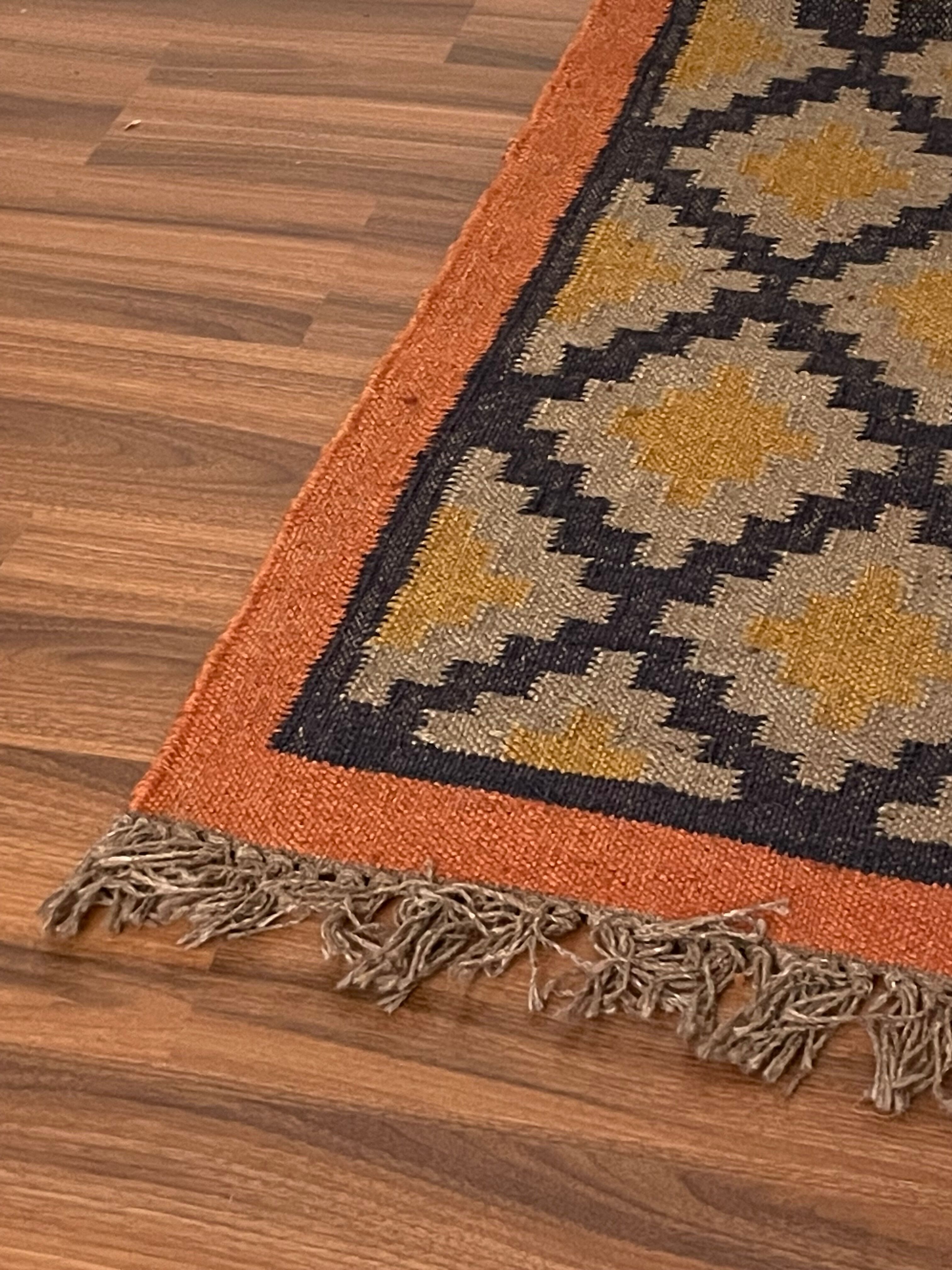 Tapis en jute et coton tissé à la main