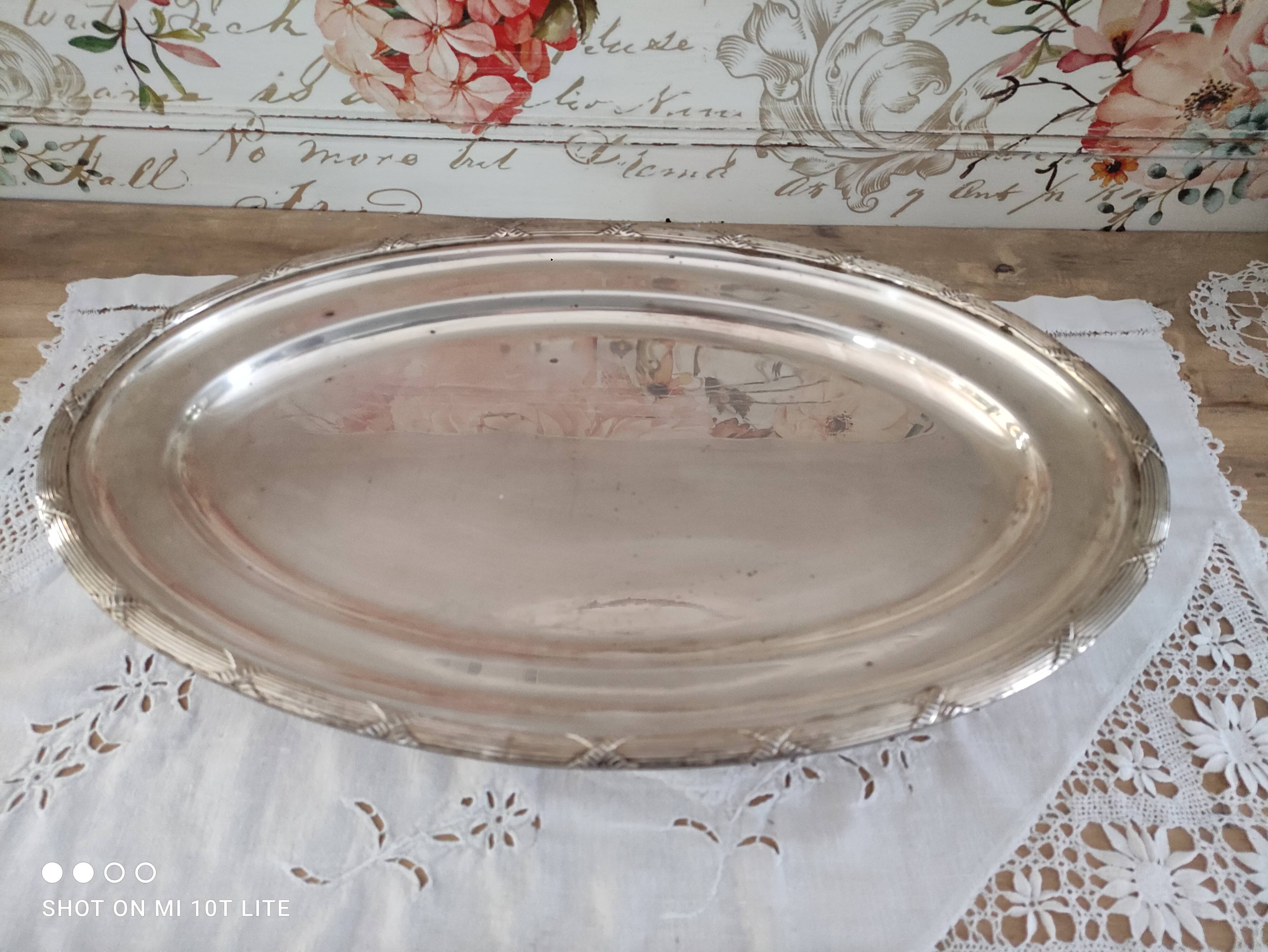 Oval top, vintage silver metal vegetable