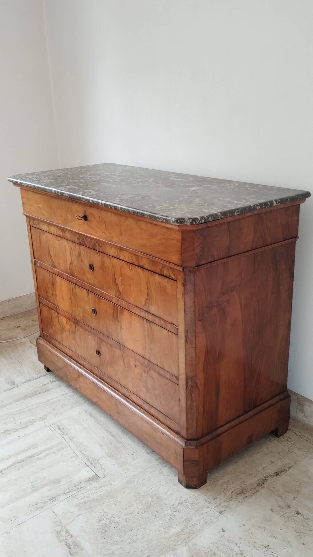 Louis Philippe style chest of drawers in marquetry wood