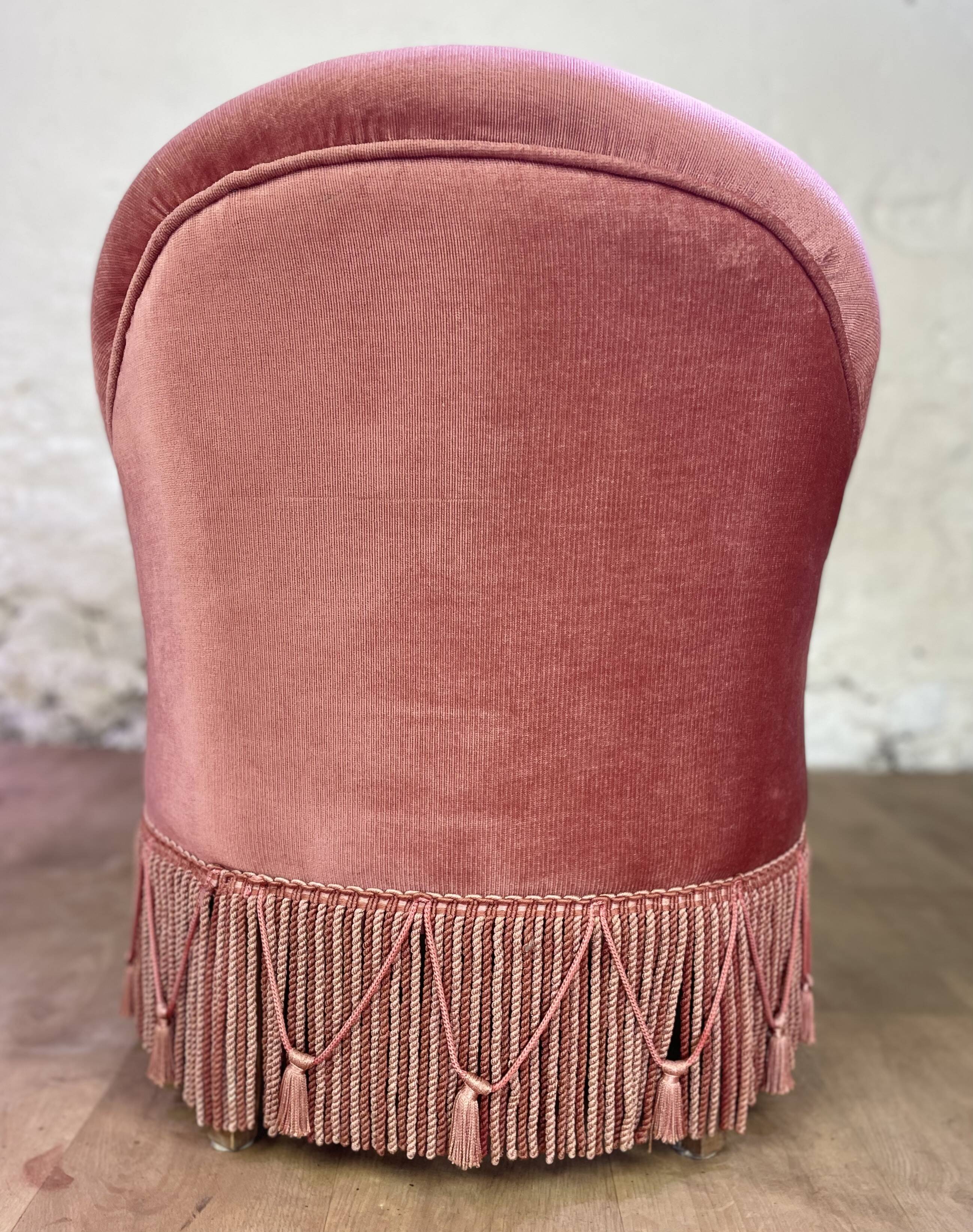 Vintage pink toad armchair