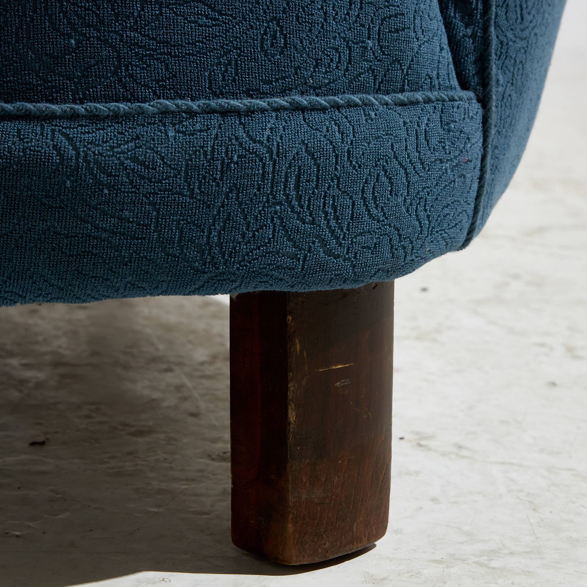 Two-Seater Banana Sofa, 1940s (MK10671)