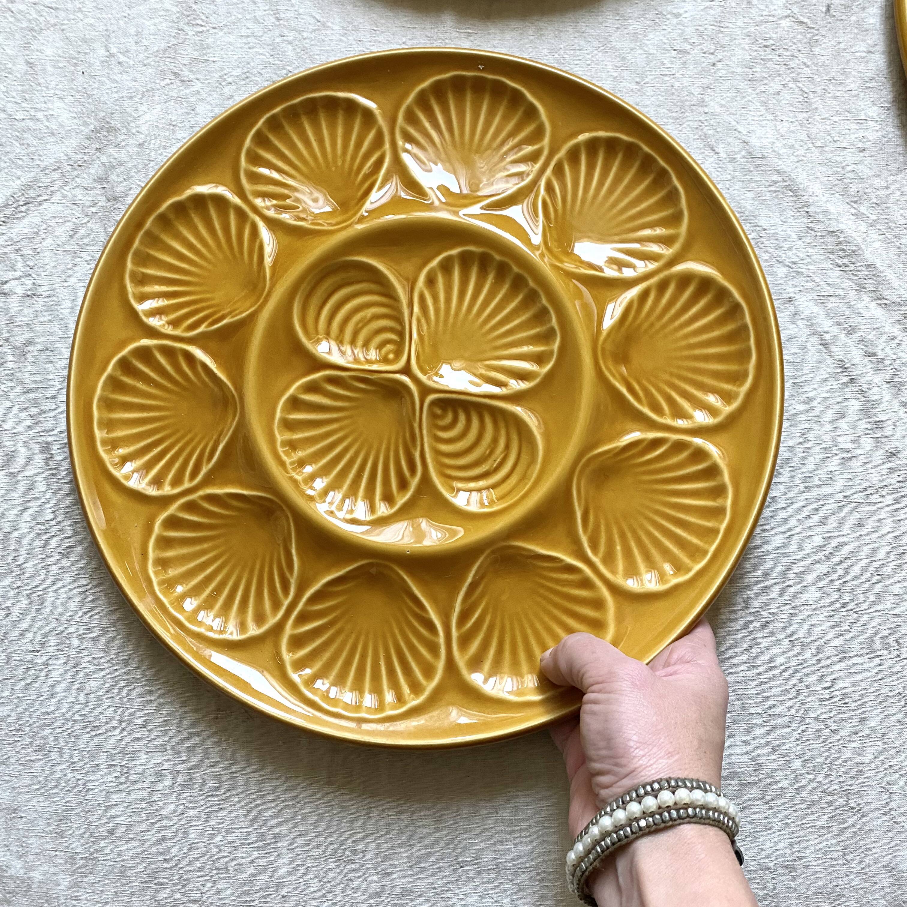 Ceramic oyster dishes