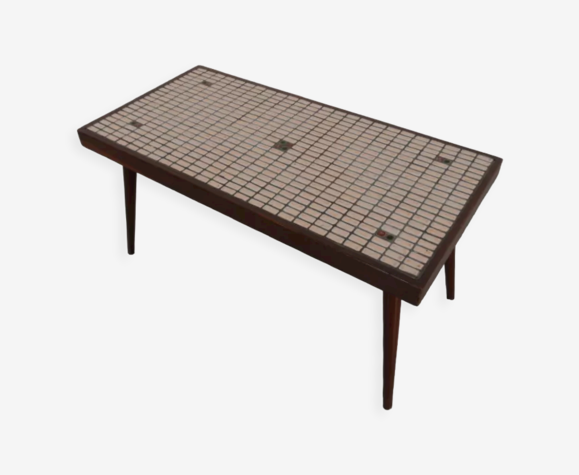 Table basse vintage du milieu du siècle avec carrelage