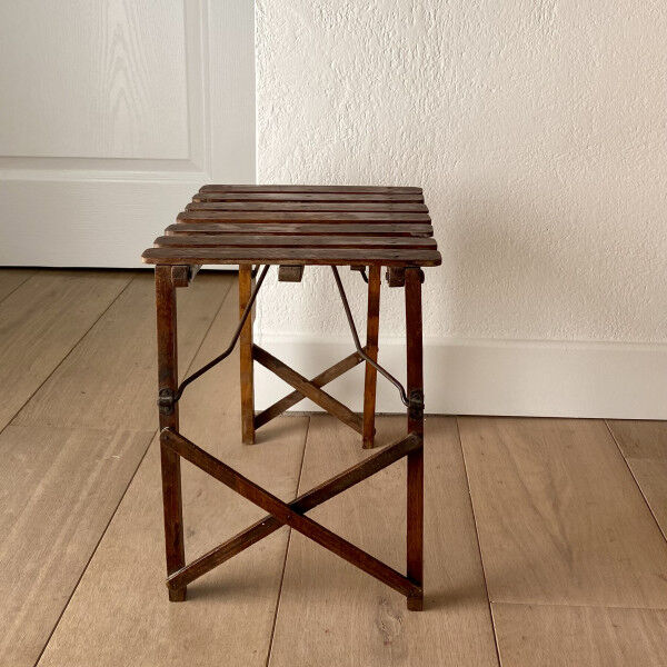Folding stool
