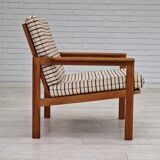 Années 1970, design danois par Illum Wikkelsø, modèle Capella pour Eliersen Møbler, bois de chêne.