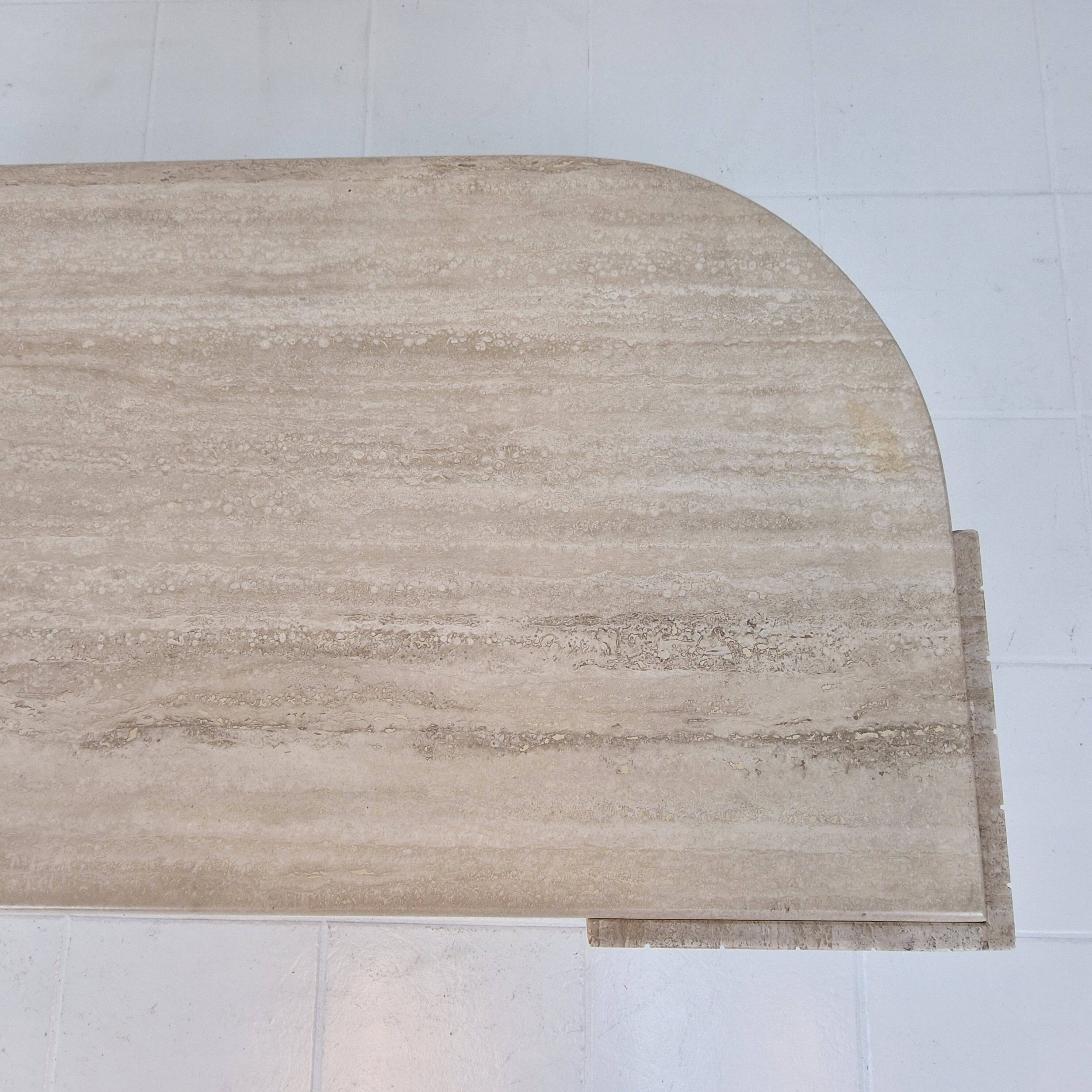 Table basse italienne en travertin, années 1980