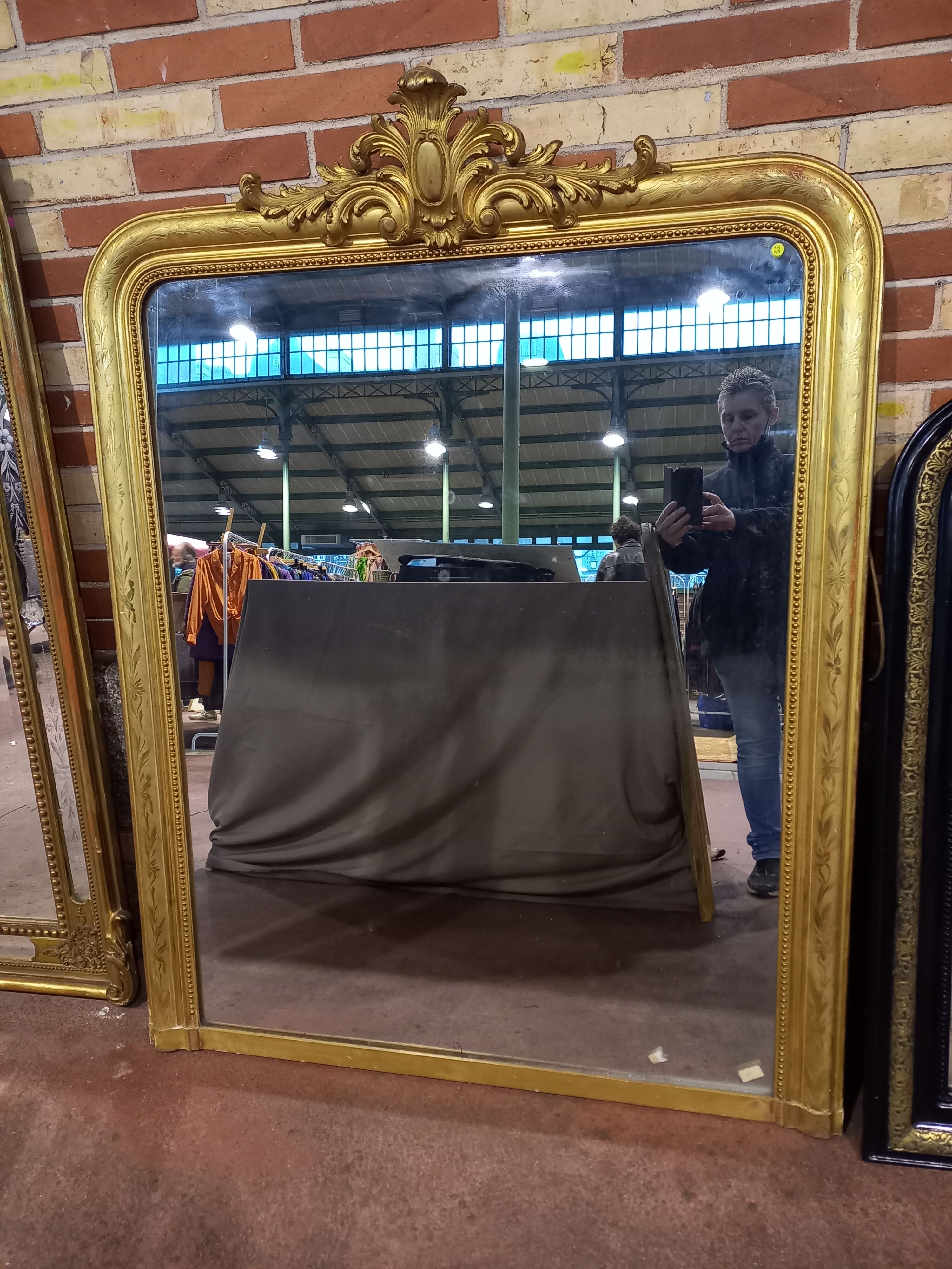 Miroir époque XIX Louis Philippe à fronton 146 x 113