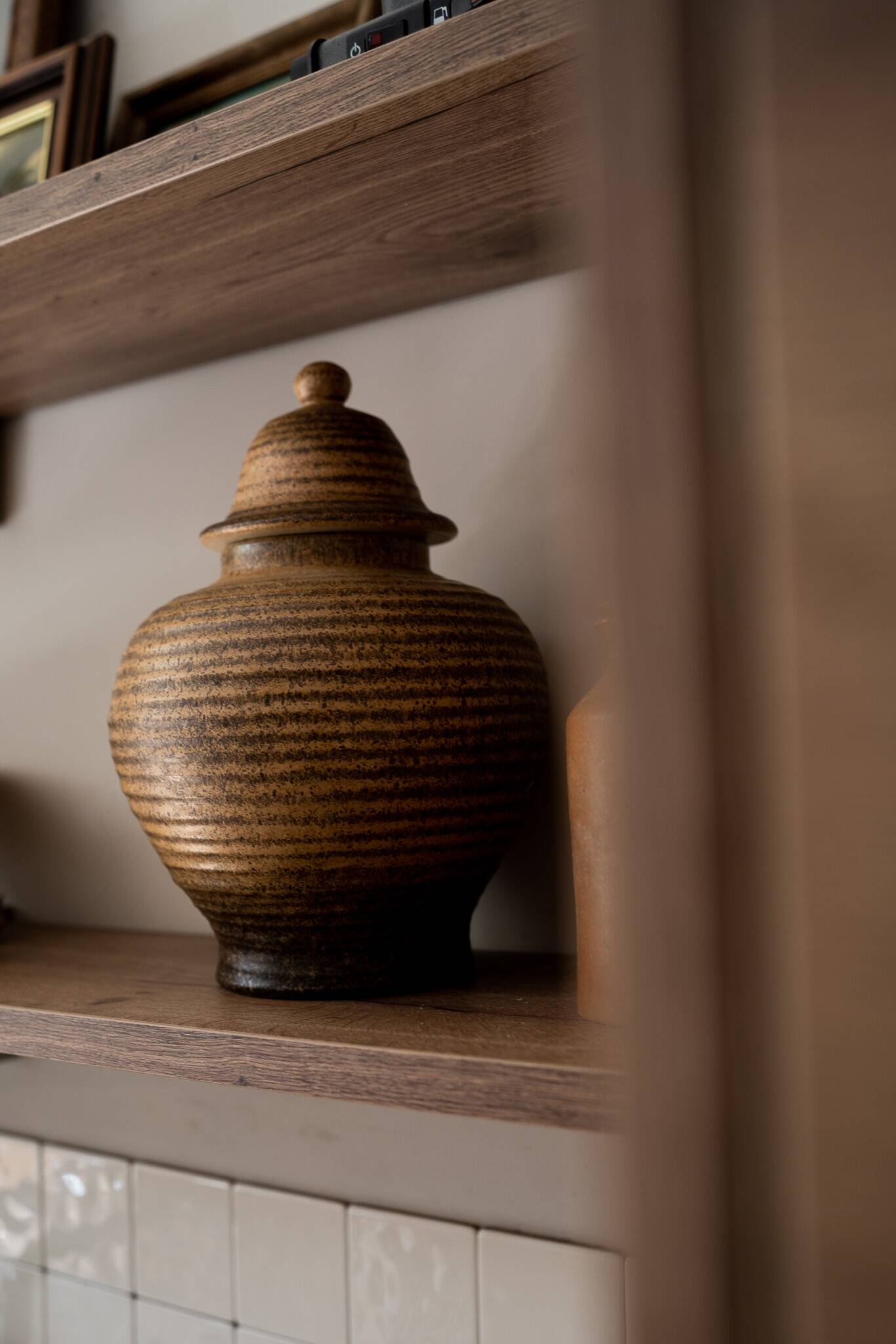 Jarre / vase en beige brun