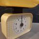 Balance de cuisine vintage jaune Brillant