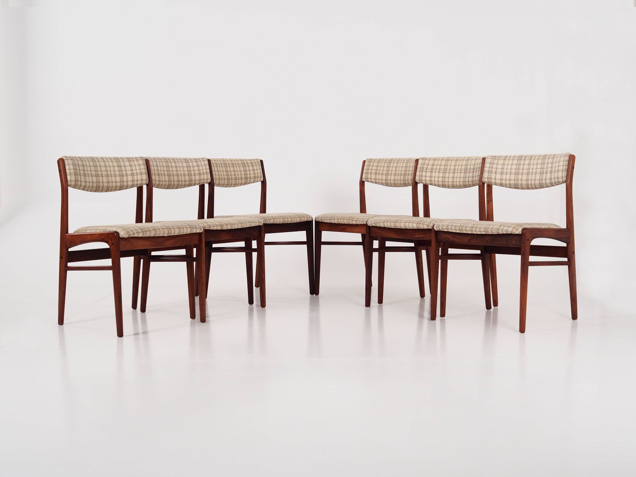 Set of six rosewood chairs, Danish design, 1970s, manufactured by Thorsø Møbelfabrik