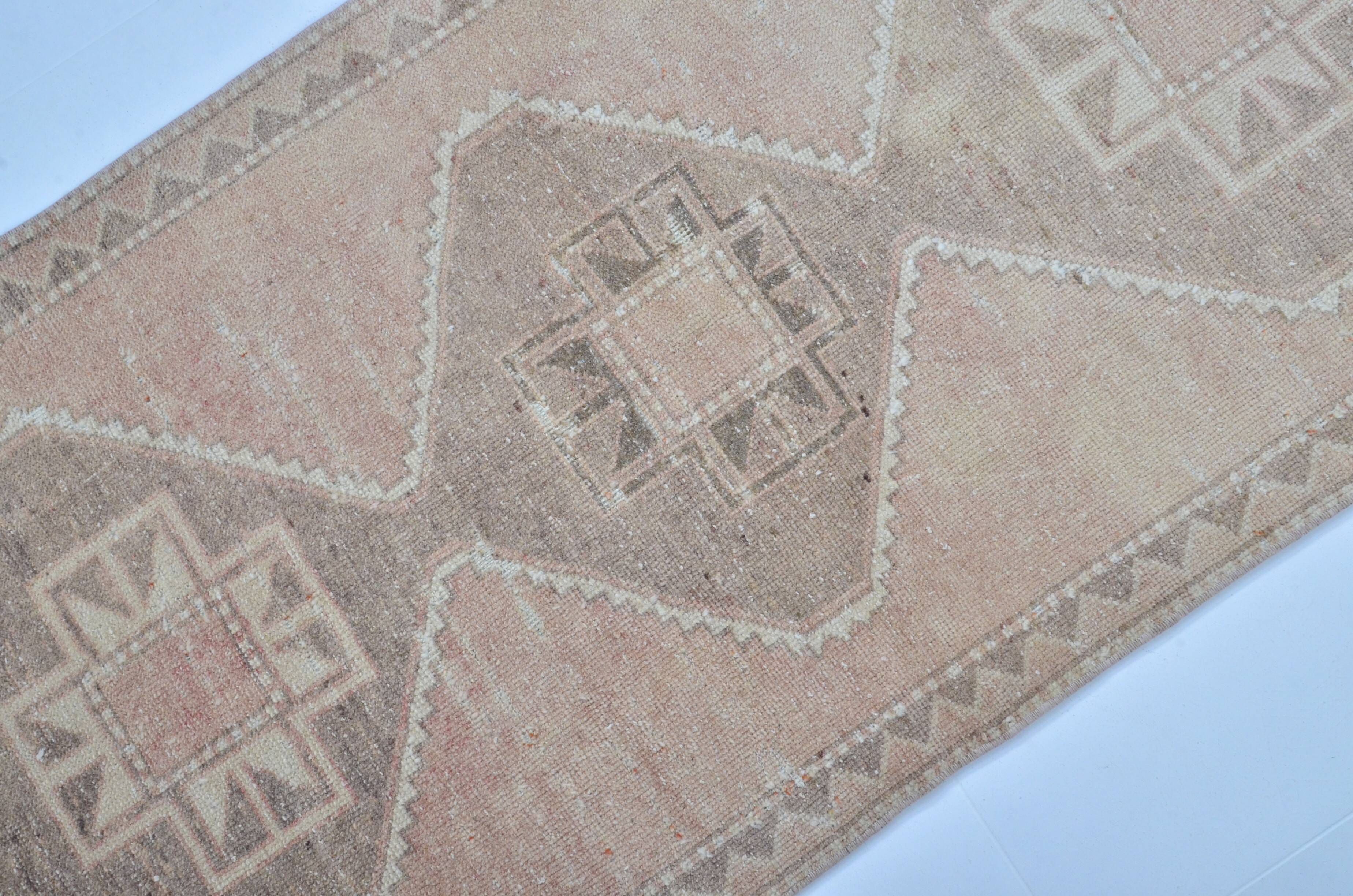 Small Geometric Area Carpet sku 3334