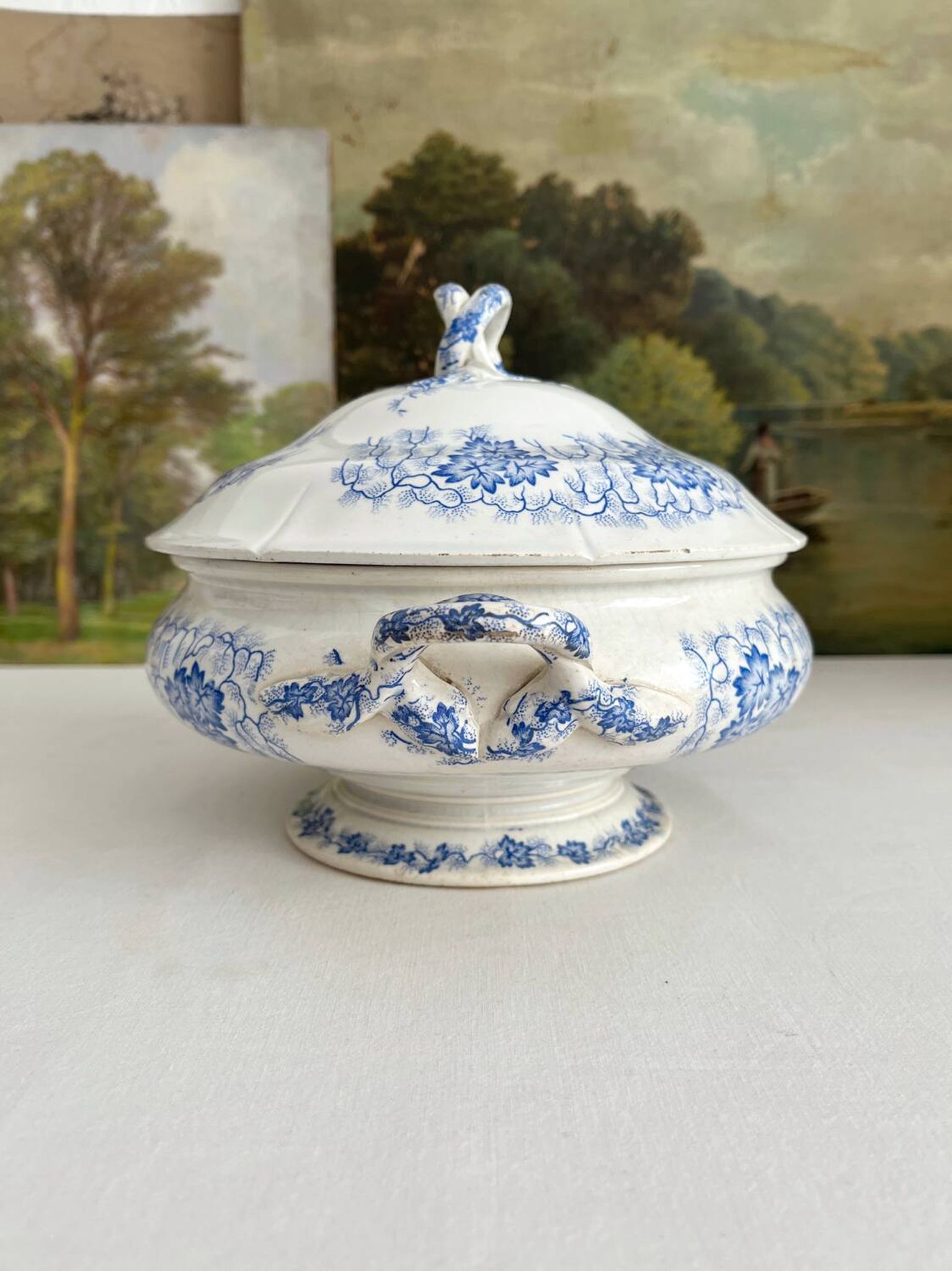 Antique ironstone tureen “Flora Lichen” Creil and Montereau