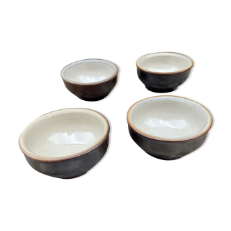 Set of 4 stoneware bowls