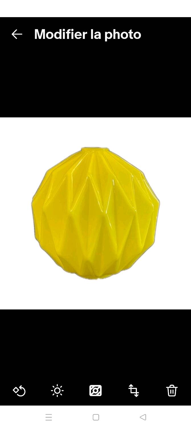 Suspension verre opalin jaune des années 60/70