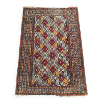 Handmade Pakistani carpet