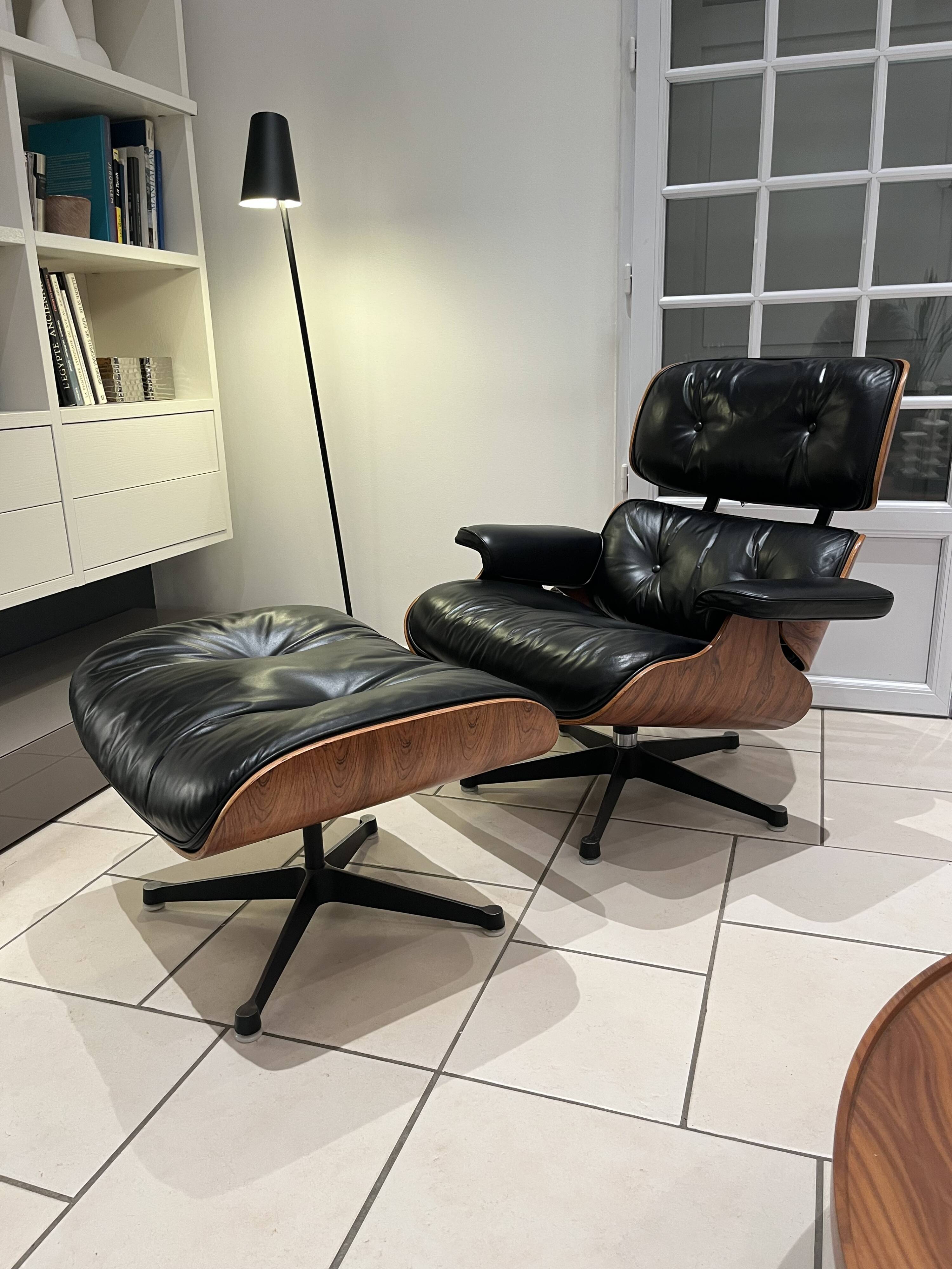 Charles & Ray Eames Lounge Chair & Ottoman, International Furniture