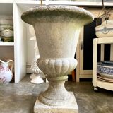 Medici pot in beige reconstituted stone