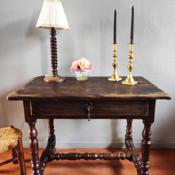 Table de ferme ancienne en chêne massif – bureau rustique Louis XIII