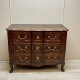 Commode, Galbée arbalète en noyer 18 ème