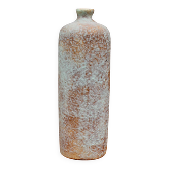 Handcrafted glazed stoneware vase – Unique piece in wabi-sabi style