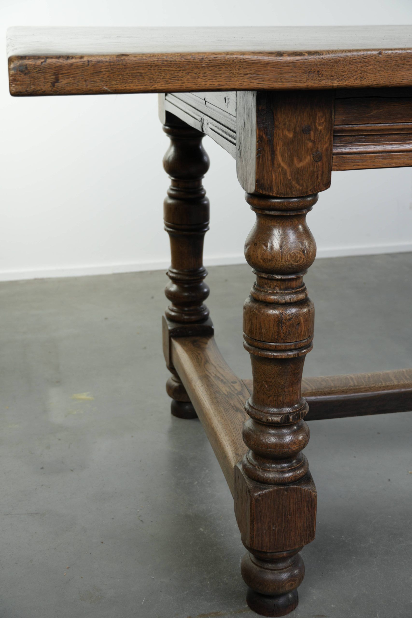 Large antique English oak farmhouse XXL dining table from the 19th century