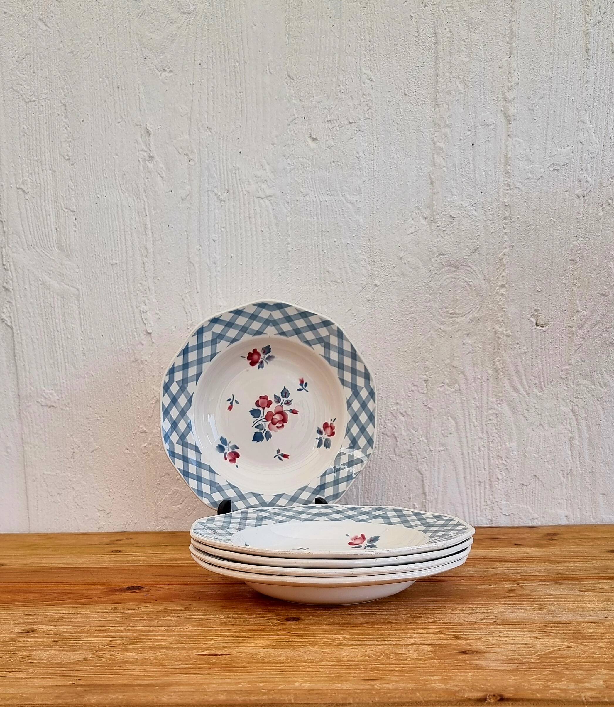 Set of 5 Digoin Sarreguemines deep plates, Bastia model
