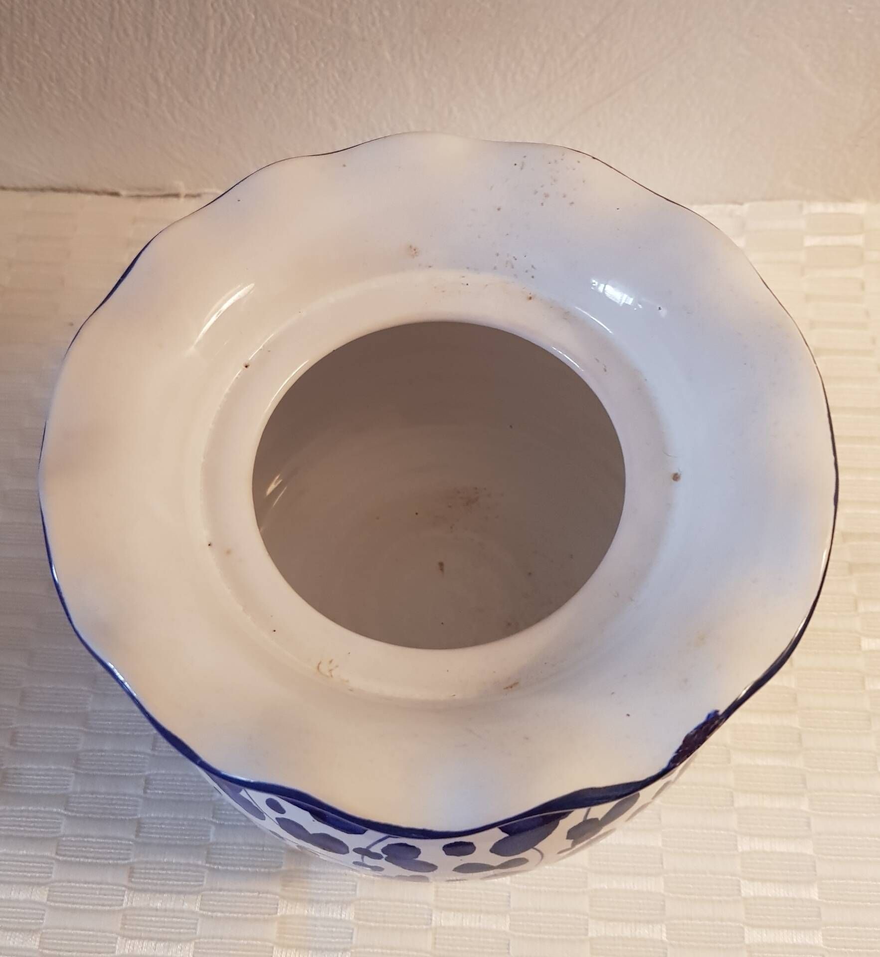 Ceramic cache-pot, stamped Capri