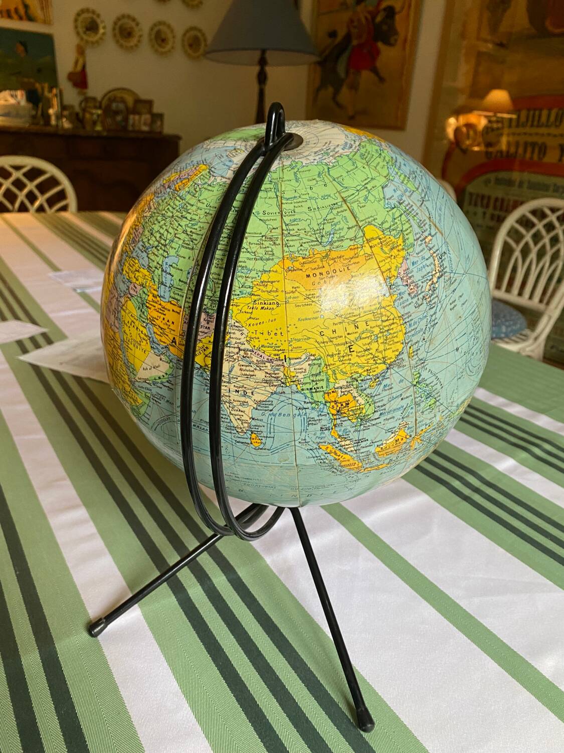 Earth globe