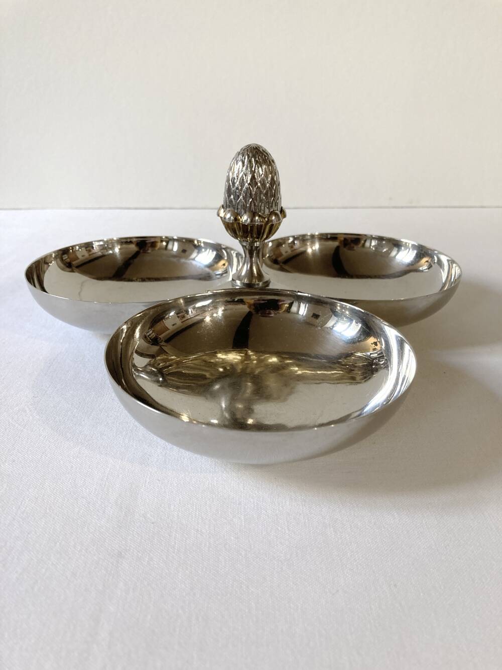 Silver-plated aperitif server / metal beggar, pine cone handle