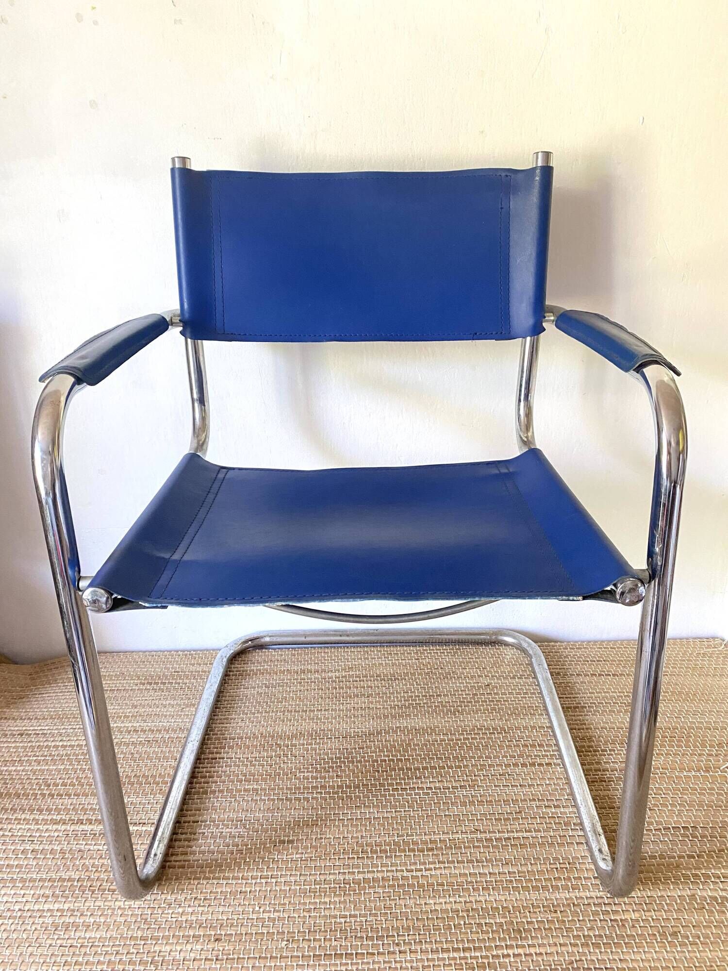 Office chair in blue imitation leather and chrome metal, Matteo Grassi style