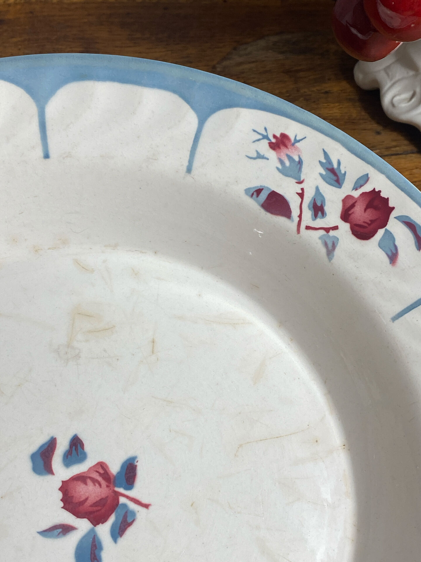 Round plate Digoin model Ninette