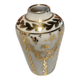 Soliflore vase in Limoges porcelain painted in gold by hand and signed