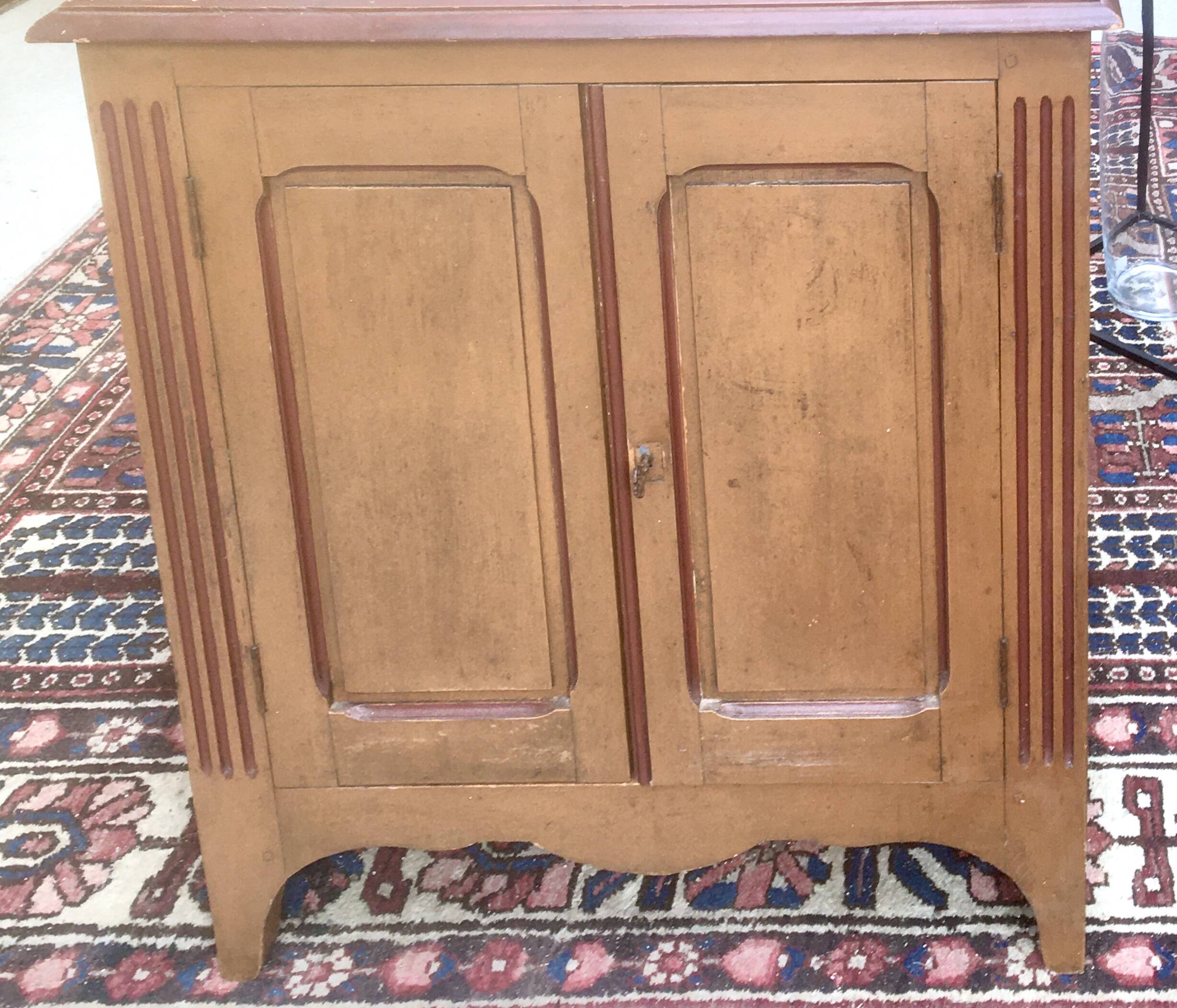 Parisian buffet rechampi