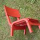 Chaise d'enfant basse rouge