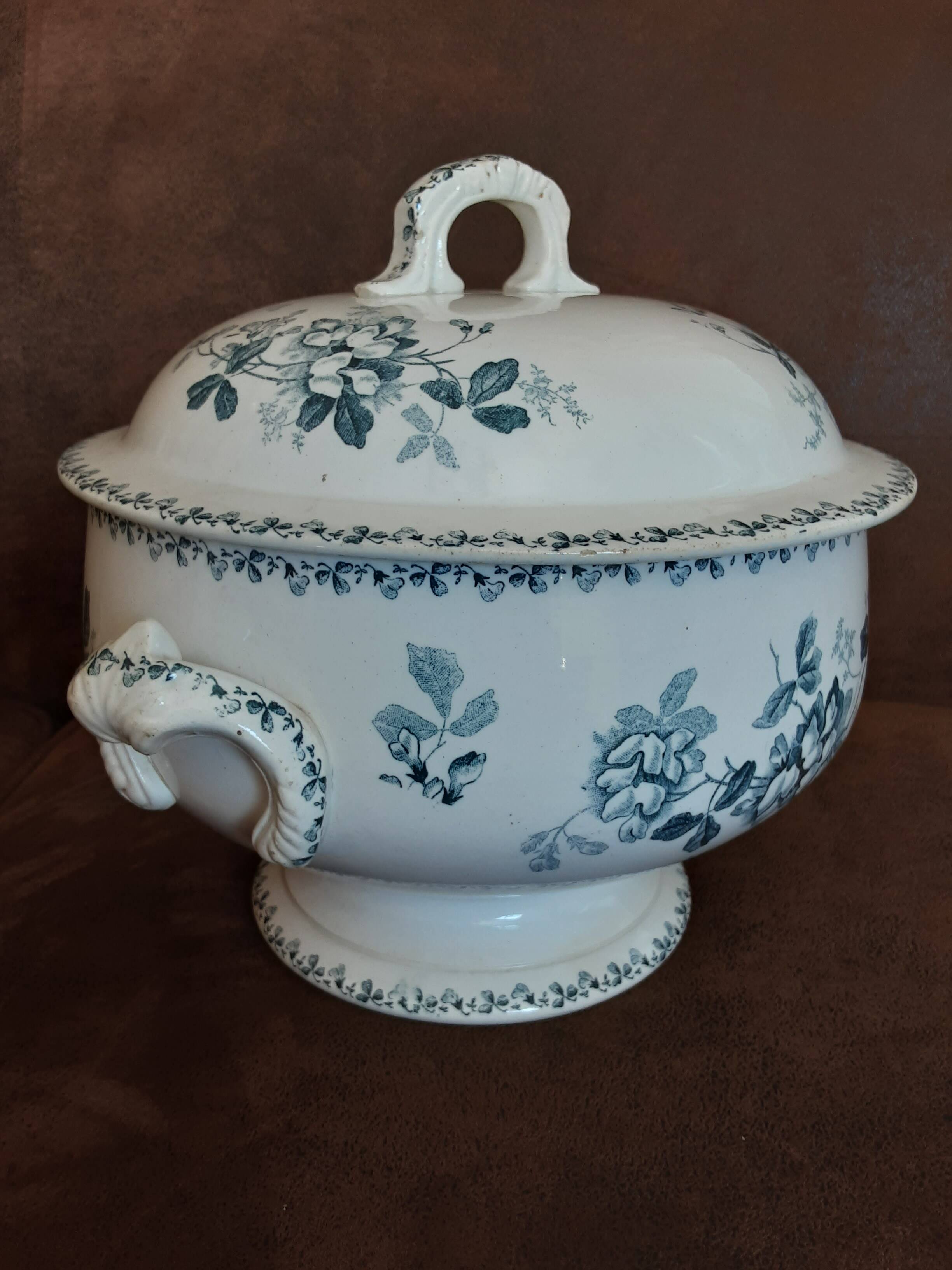 St Amand soup tureen and hamage Acacia