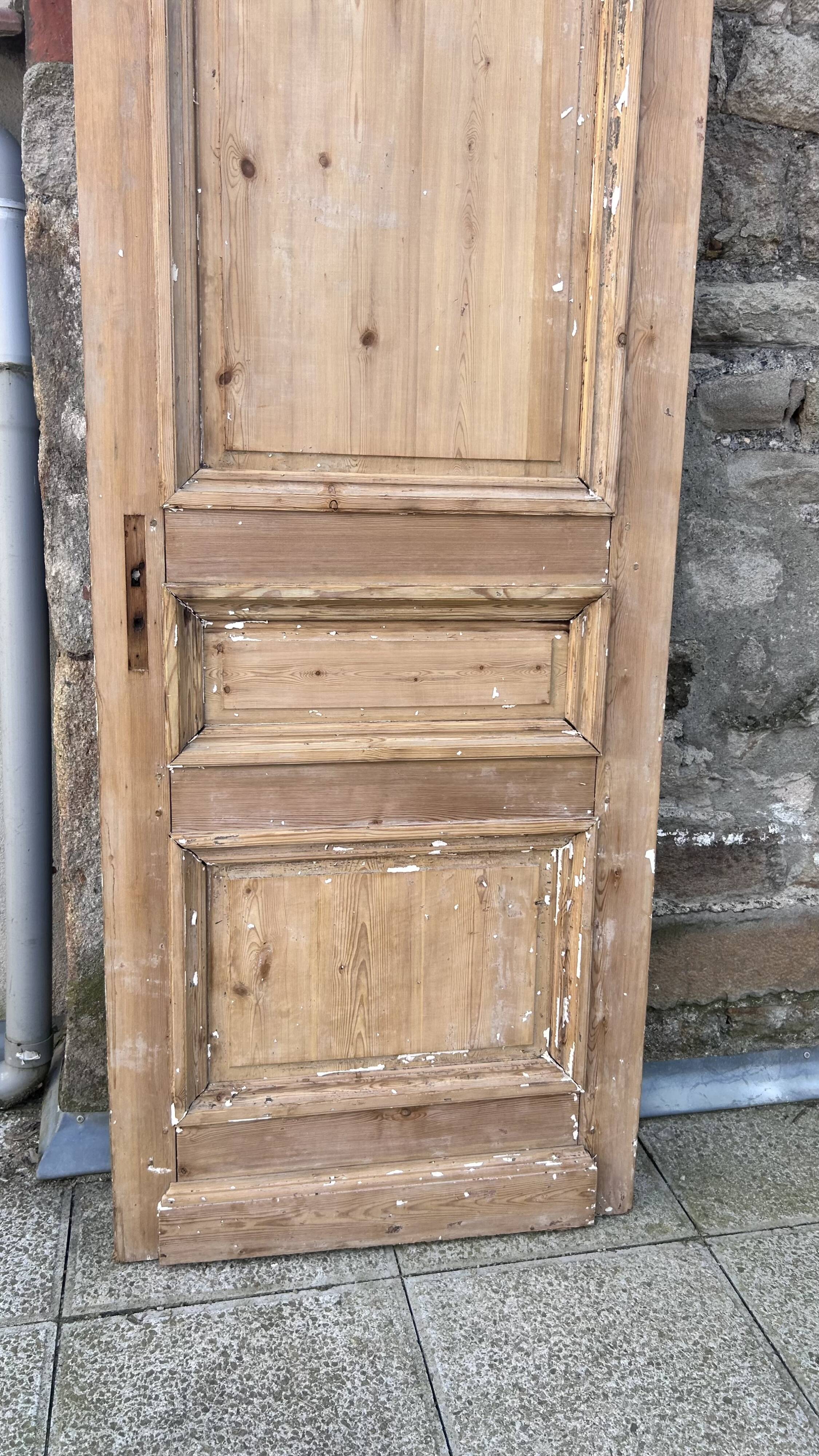 Haussmann-style door
