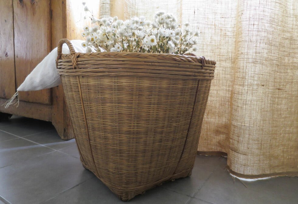 Bamboo basket
