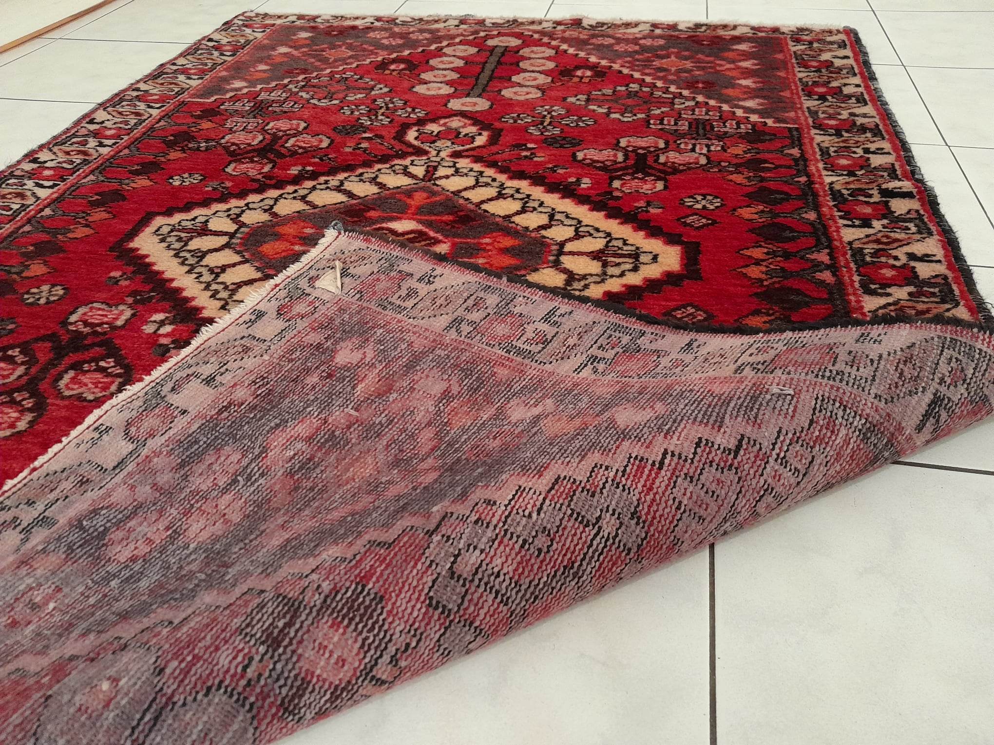 Handmade Persian Hamadan rug 192x129cm