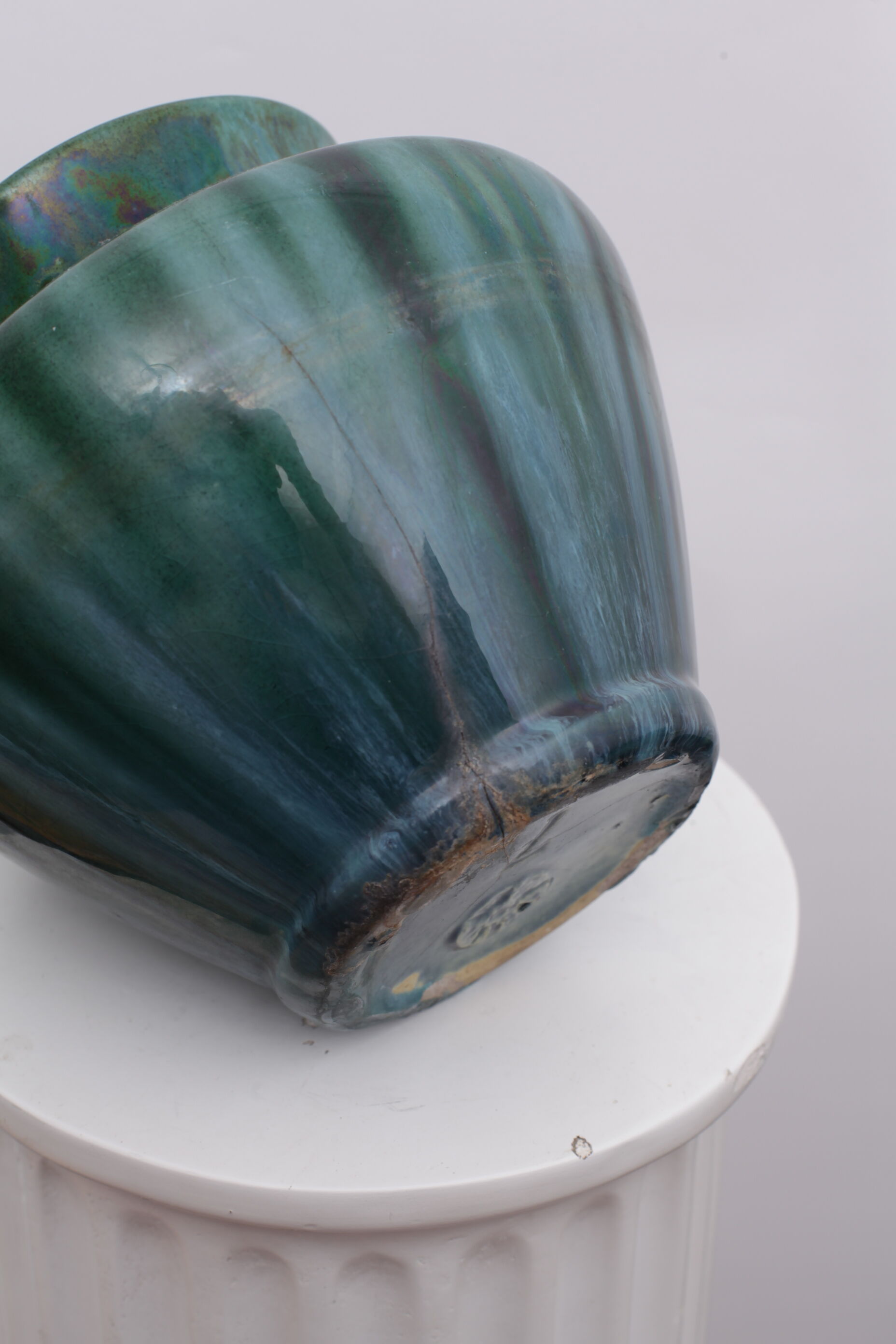 Green sandstone pot vase