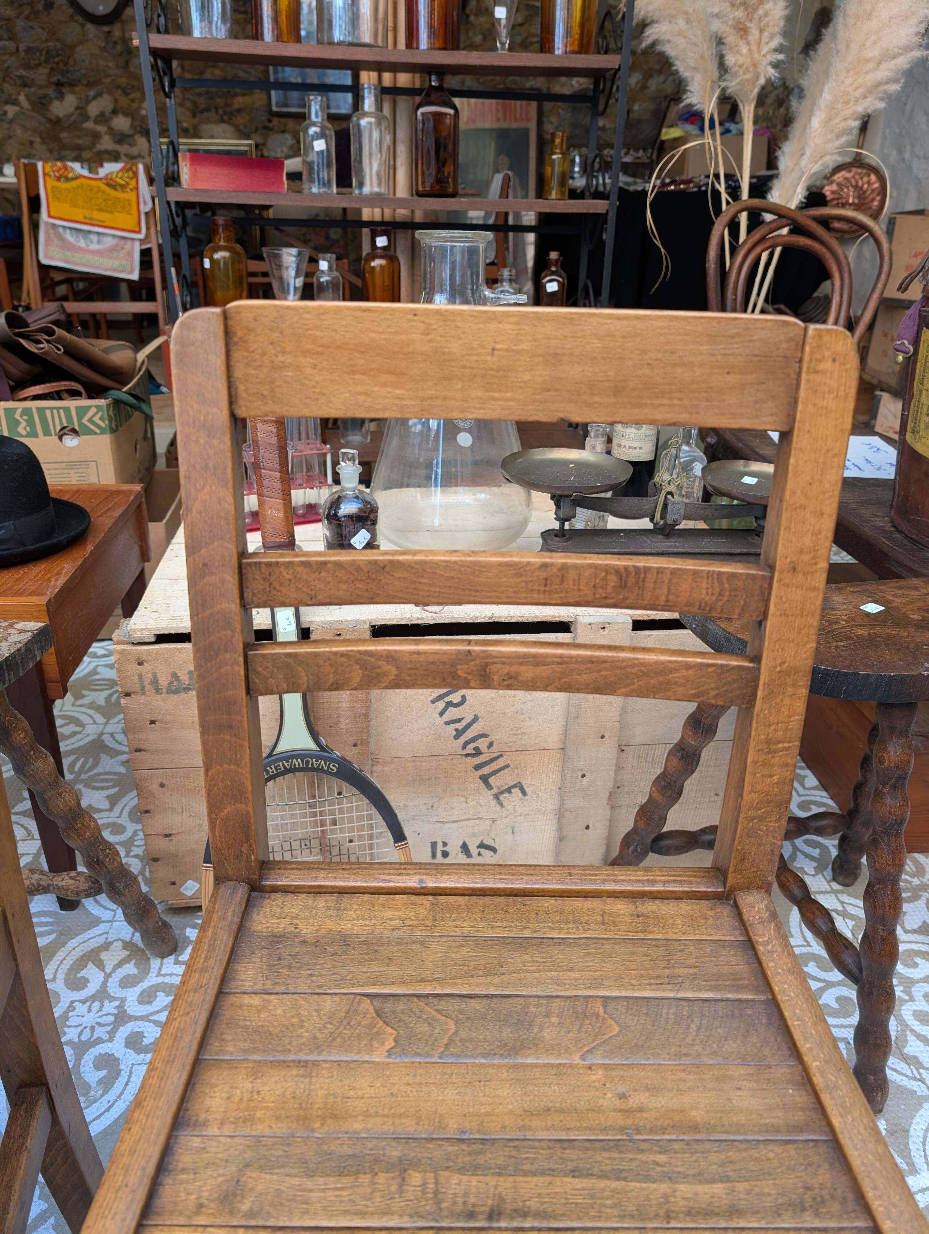 Set of reconstruction chairs