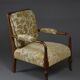 Paire de fauteuils édouardiens en hêtre, tissu vintage