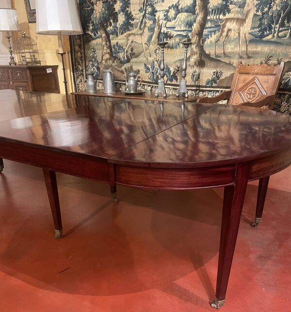 Table de salle à manger extensible d'époque directoire en acajou à bandeau