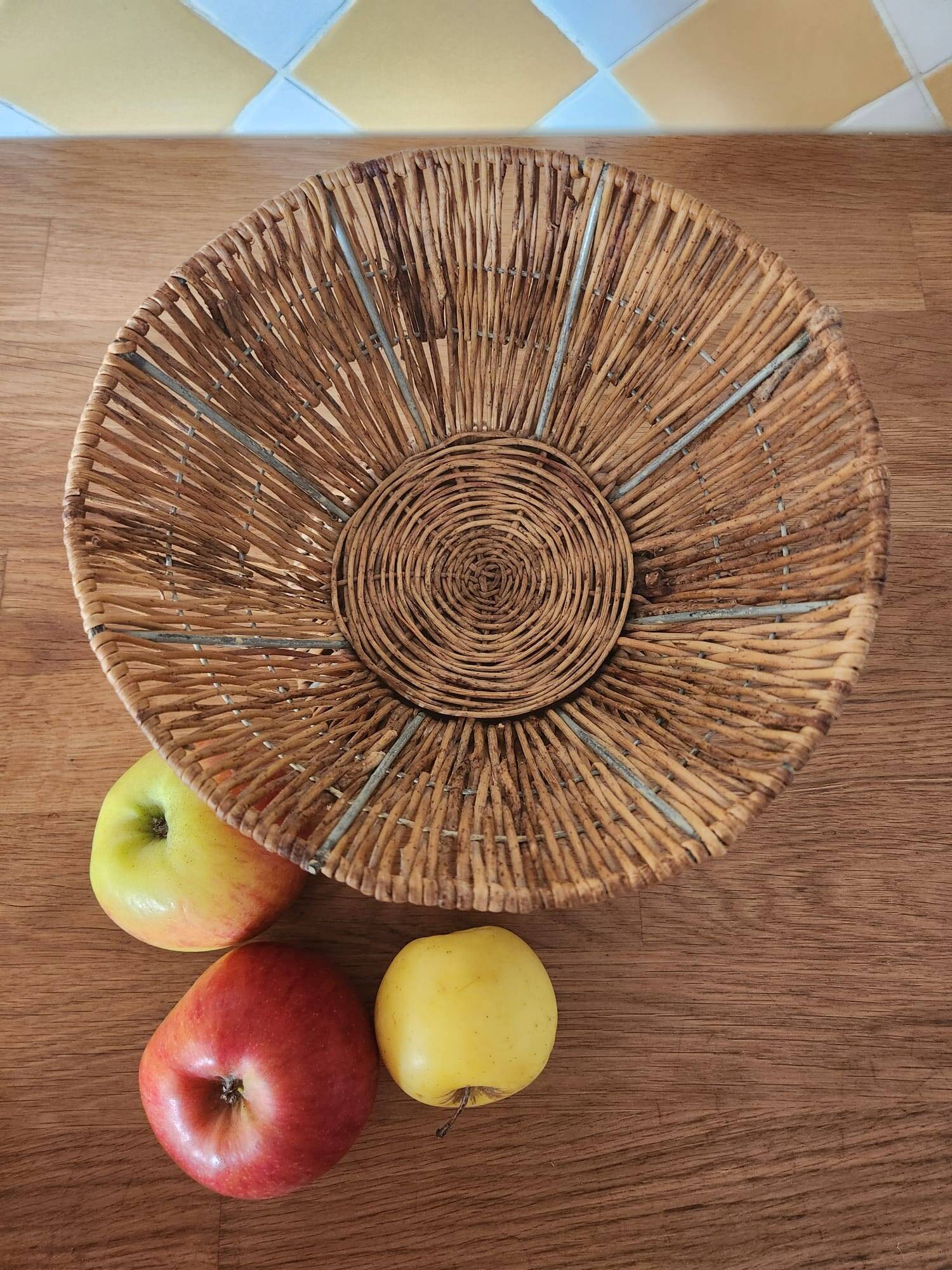 vintage wicker basket "Cottagecore" style