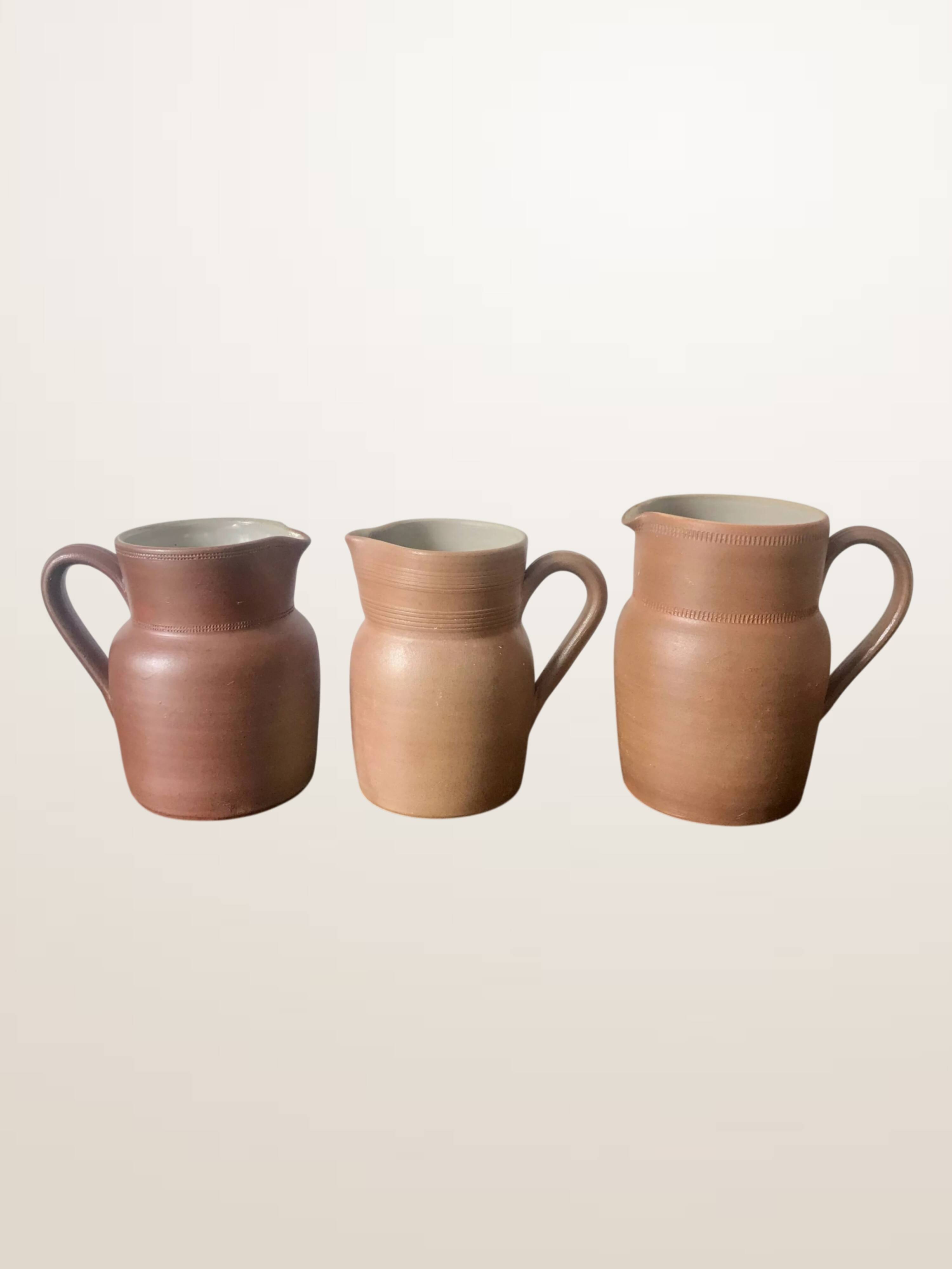 Set of 3 matte stoneware jugs