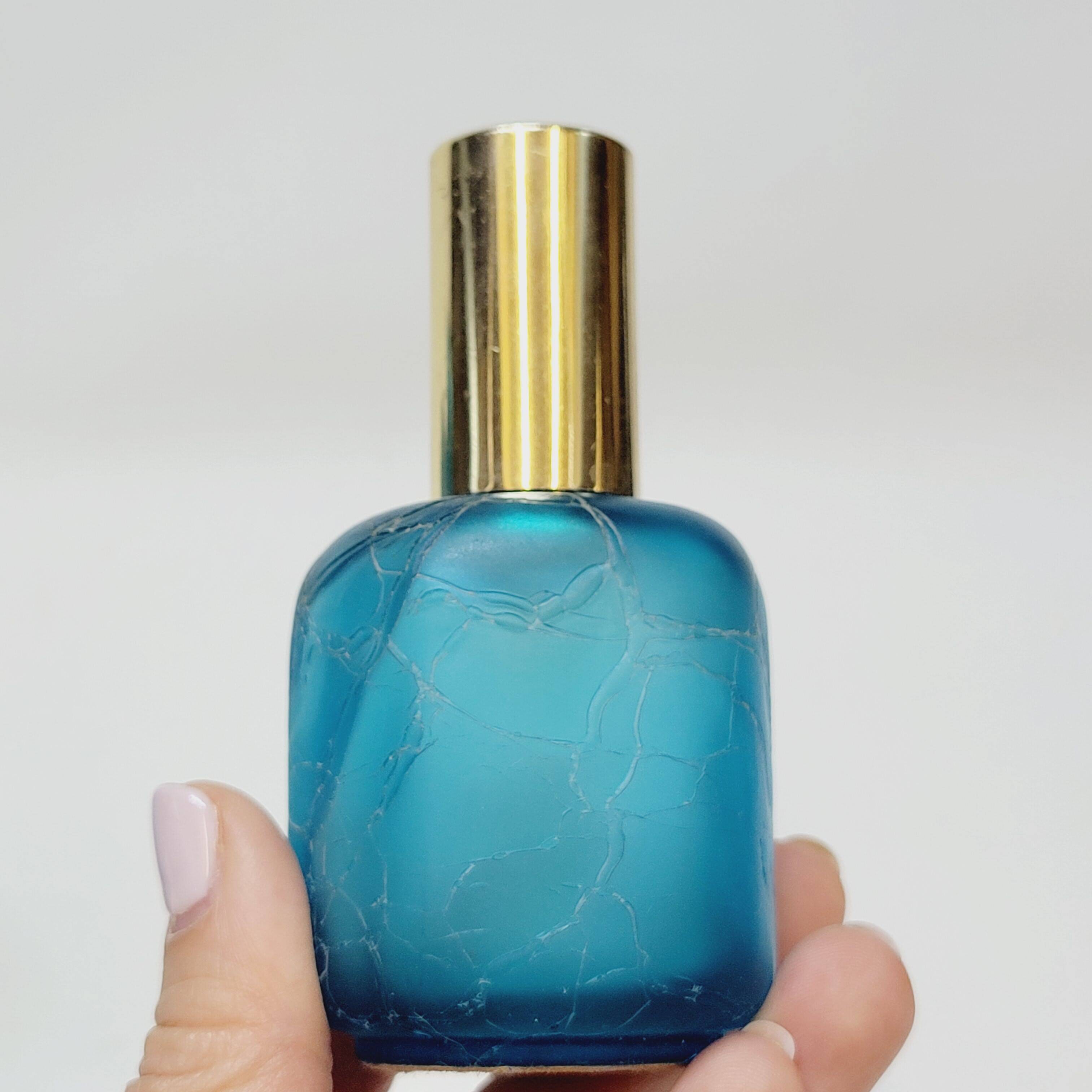 Franck Ma Toilet Box and Spray Bottle in Turquoise Blue Cracked Glass