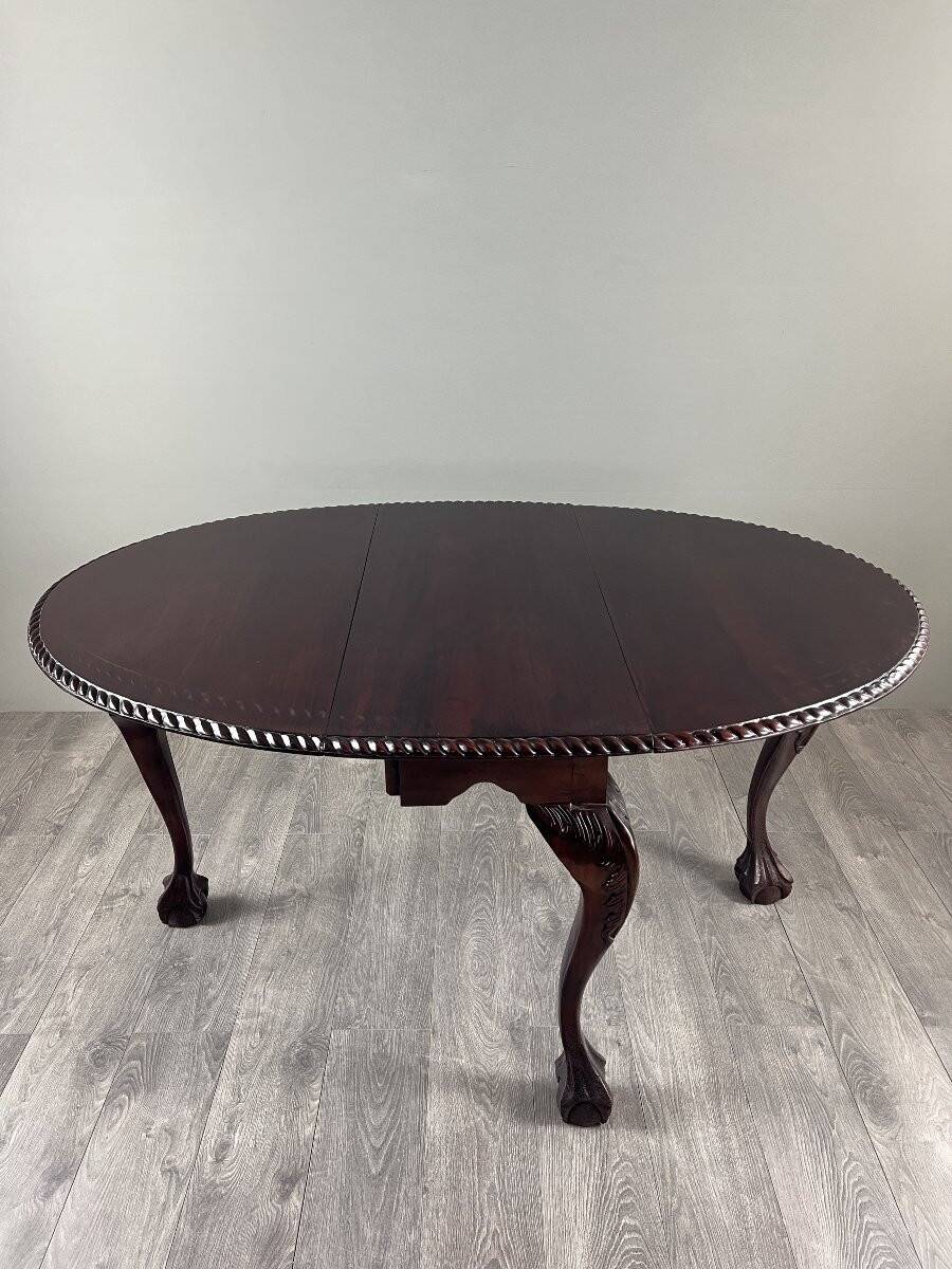 Mahogany drop-leaf table, 20th century