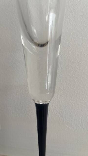 set of 6 vintage champagne flutes with black stems – 1970s
