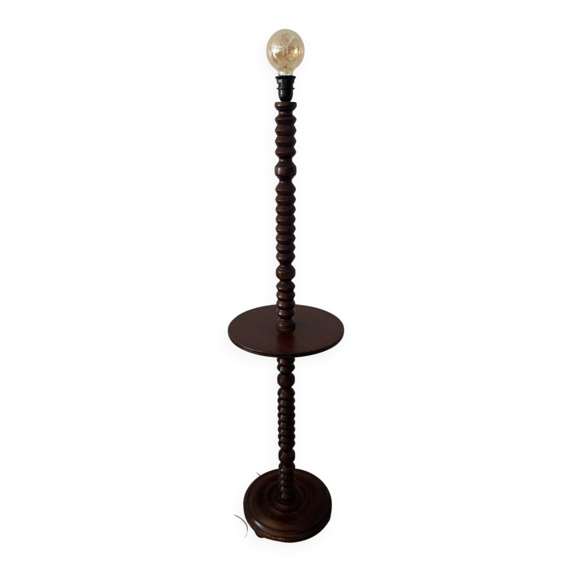 Lampadaire vintage en bois tourné avec tablette intégrée 