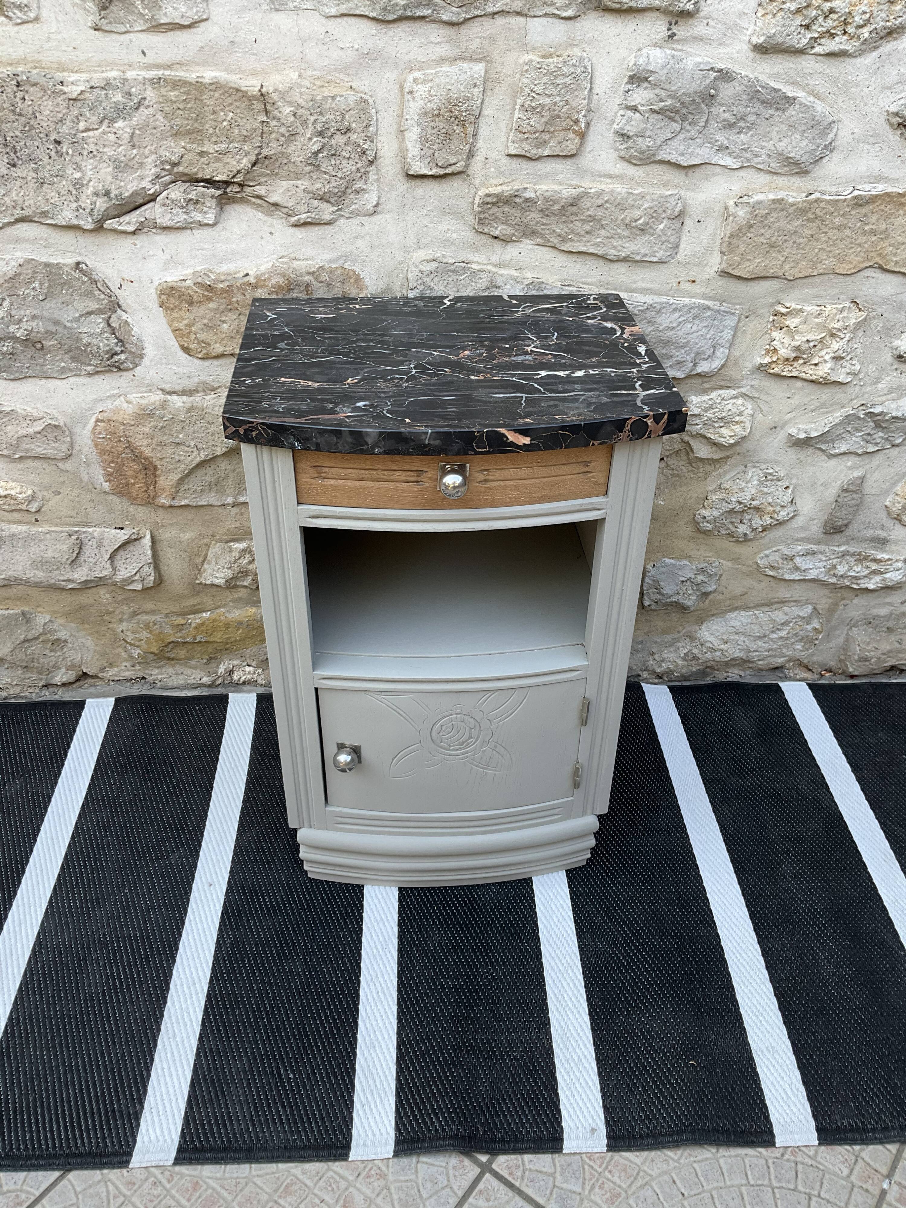 Bedside table